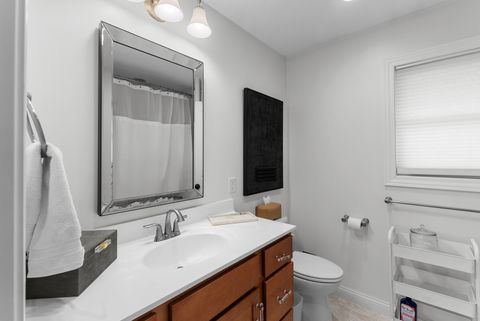 Tiny photo for 6130 Mississippi Avenue, Davenport, IA 52807 (MLS # 12555150)