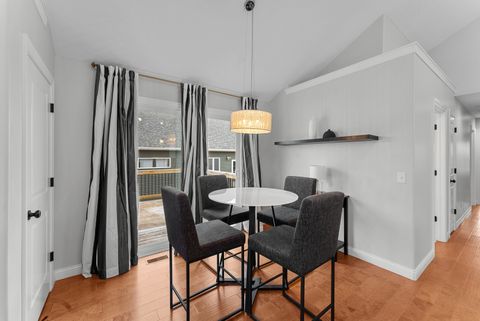 Tiny photo for 6130 Mississippi Avenue, Davenport, IA 52807 (MLS # 12555150)