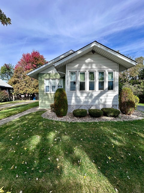 Photo of 3932 148th Street, Midlothian, IL 60445 (MLS # 12793725)