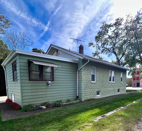 Tiny photo for 3932 148th Street, Midlothian, IL 60445 (MLS # 12793725)