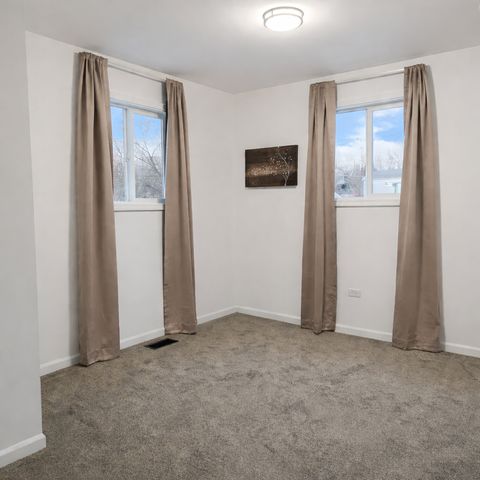 Tiny photo for 628 MoHawk Drive, Round Lake Heights, IL 60073 (MLS # 12548680)