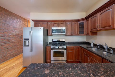 Tiny photo for 4137 S Prairie Avenue #3, Chicago, IL 60653 (MLS # 12474226)