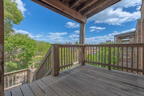 Tiny photo for 4137 S Prairie Avenue #3, Chicago, IL 60653 (MLS # 12474226)