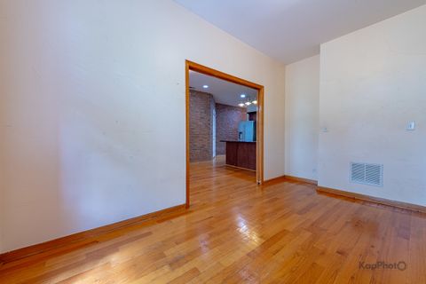 Tiny photo for 4137 S Prairie Avenue #3, Chicago, IL 60653 (MLS # 12474226)