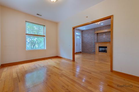 Tiny photo for 4137 S Prairie Avenue #3, Chicago, IL 60653 (MLS # 12474226)