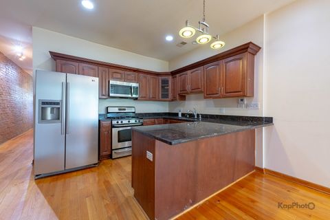 Tiny photo for 4137 S Prairie Avenue #3, Chicago, IL 60653 (MLS # 12474226)