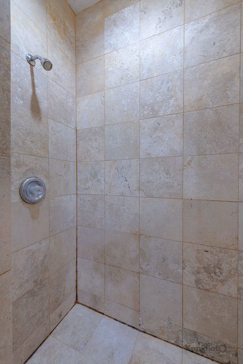 Tiny photo for 4137 S Prairie Avenue #3, Chicago, IL 60653 (MLS # 12474226)