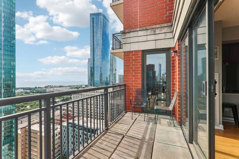 Tiny photo for 41 E 8th Street #3301, Chicago, IL 60605 (MLS # 12666434)