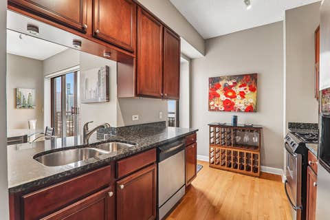 Tiny photo for 41 E 8th Street #3301, Chicago, IL 60605 (MLS # 12666434)