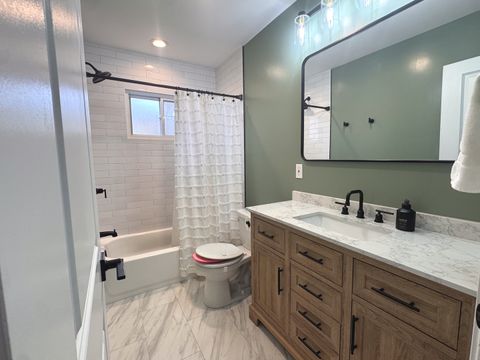 Tiny photo for 450 E Park Avenue, Elmhurst, IL 60126 (MLS # 12537130)