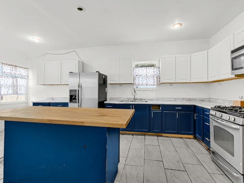 Tiny photo for 10149 S Wentworth Avenue, Chicago, IL 60628 (MLS # 12687952)