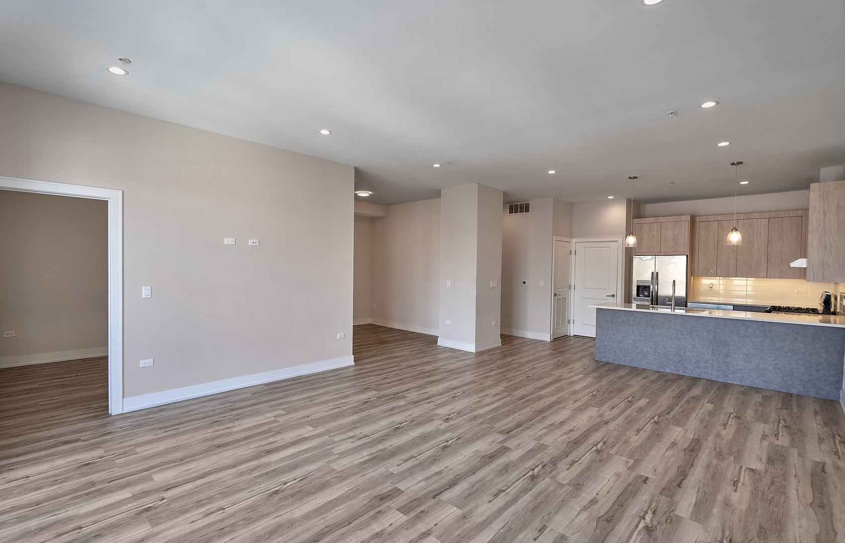 926 E 43rd Street 409