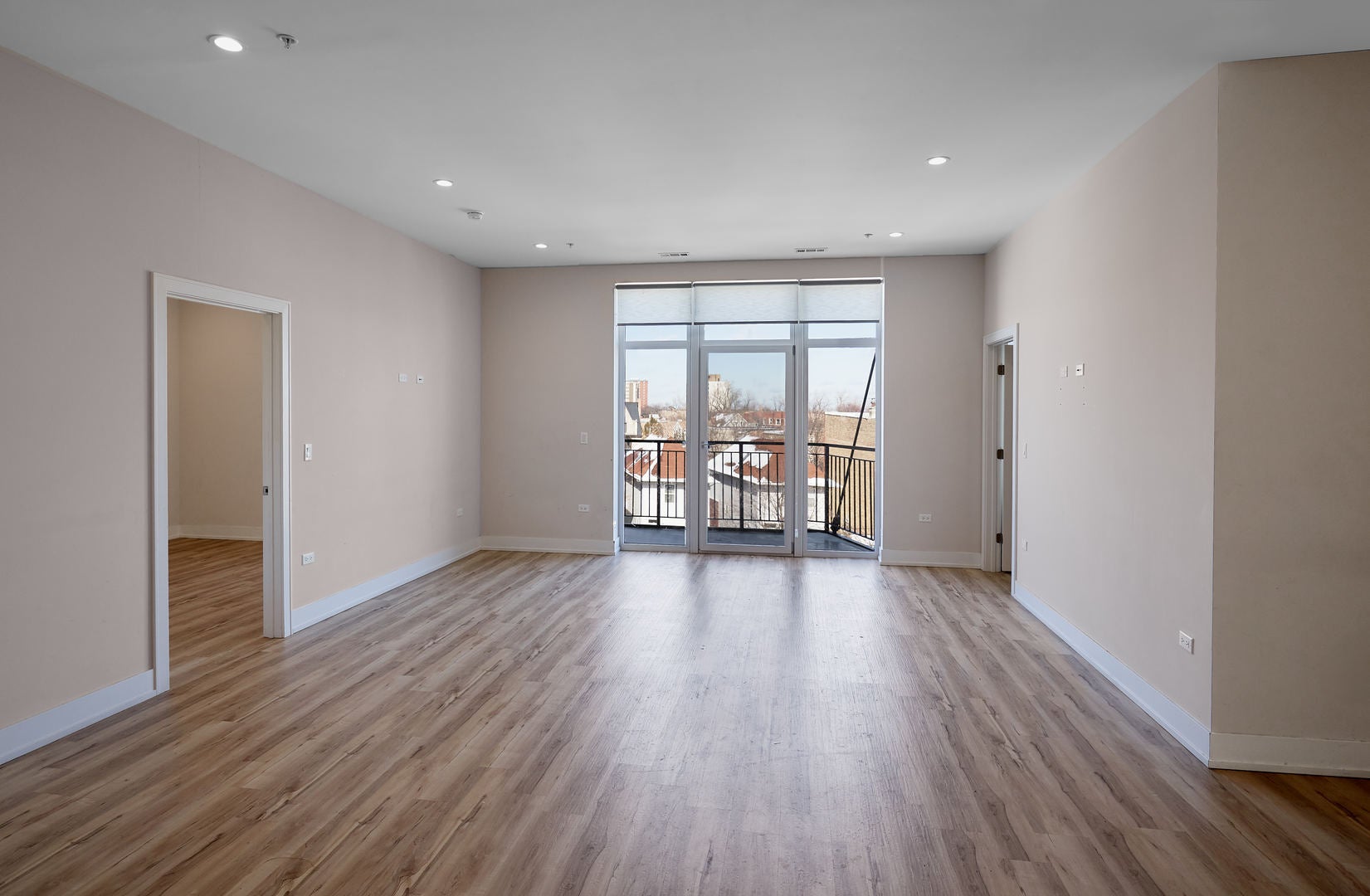 926 E 43rd Street 409