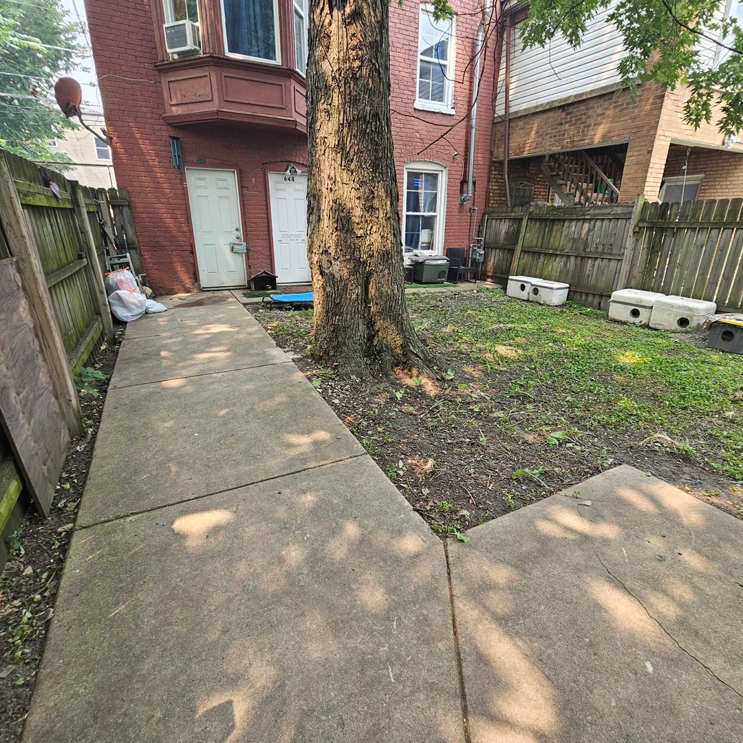 644 N Albany Avenue