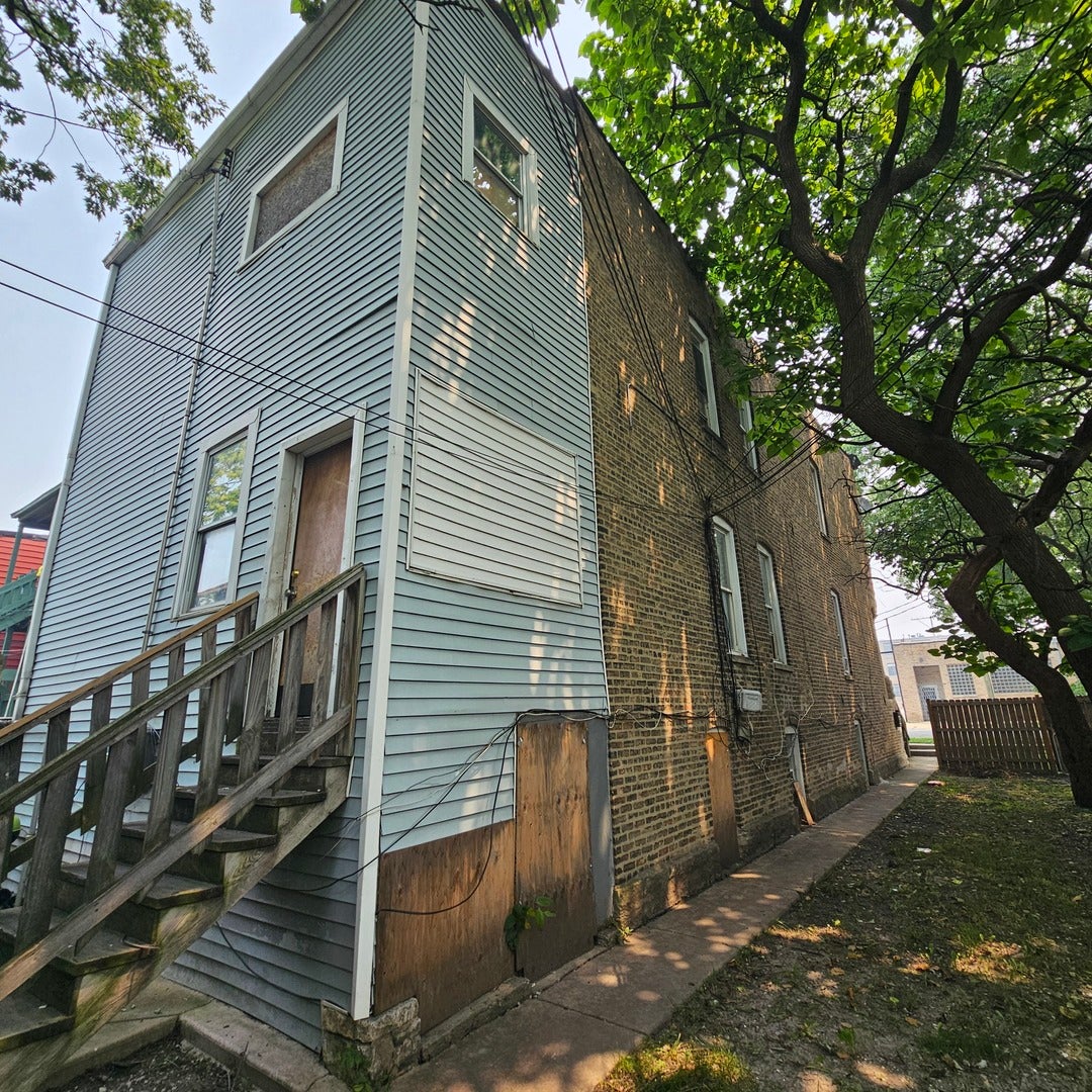 644 N Albany Avenue