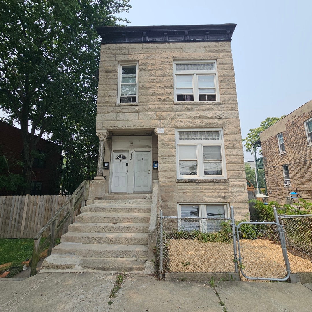 644 N Albany Avenue