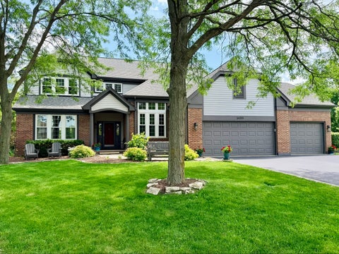 Photo of 14335 Spring Meadow Court, Libertyville, IL 60048 (MLS # 12692713)