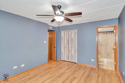 Tiny photo for 10538 Central Avenue #1-S, Chicago Ridge, IL 60415 (MLS # 12619914)