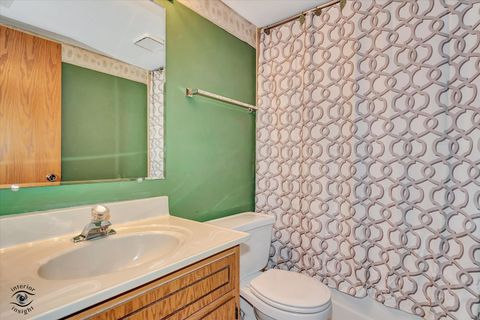 Tiny photo for 10538 Central Avenue #1-S, Chicago Ridge, IL 60415 (MLS # 12619914)