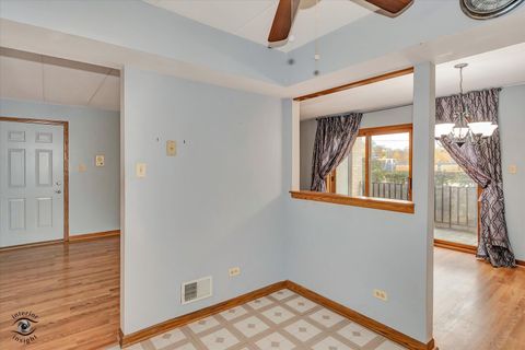 Tiny photo for 10538 Central Avenue #1-S, Chicago Ridge, IL 60415 (MLS # 12619914)