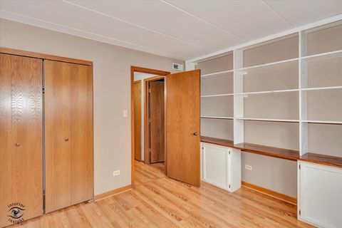 Tiny photo for 10538 Central Avenue #1-S, Chicago Ridge, IL 60415 (MLS # 12619914)