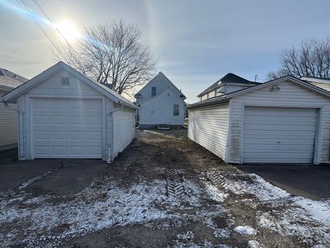 Tiny photo for 539 15th Avenue, East Moline, IL 61244 (MLS # 12550651)