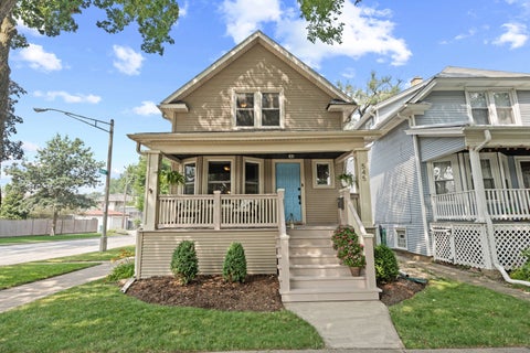 Photo of 545 S Harvey Avenue, Oak Park, IL 60304 (MLS # 12709416)