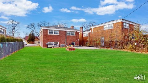 A home in Lincolnwood