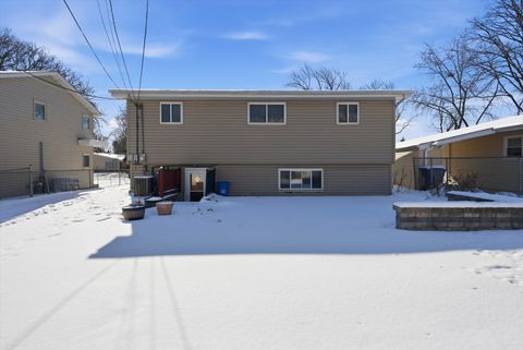 Tiny photo for 801 W Main Street, Bensenville, IL 60106 (MLS # 12557694)