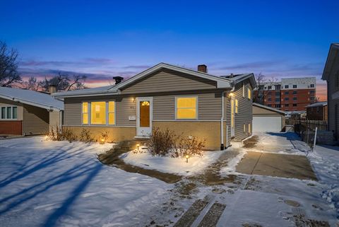 Tiny photo for 801 W Main Street, Bensenville, IL 60106 (MLS # 12557694)