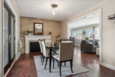 Tiny photo for 353 E Butterfield Road, Elmhurst, IL 60126 (MLS # 12482901)