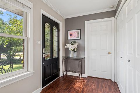 Tiny photo for 353 E Butterfield Road, Elmhurst, IL 60126 (MLS # 12482901)