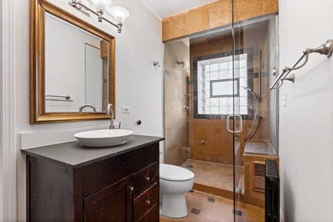 Tiny photo for 50 W Schiller Street #1G, Chicago, IL 60610 (MLS # 12750922)