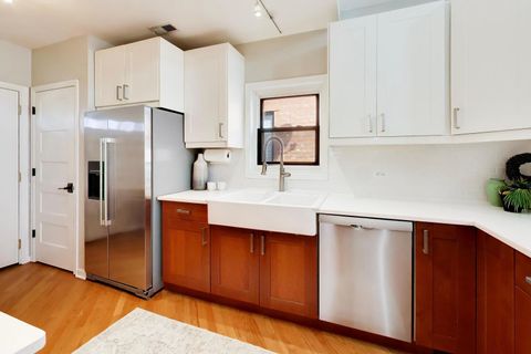 Tiny photo for 1532 W Fry Street #3, Chicago, IL 60642 (MLS # 12603445)