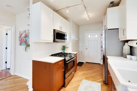 Tiny photo for 1532 W Fry Street #3, Chicago, IL 60642 (MLS # 12603445)