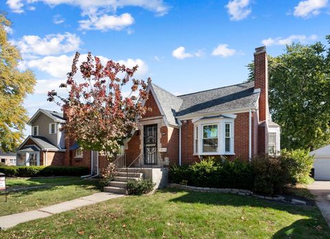 A home in Evergreen Park