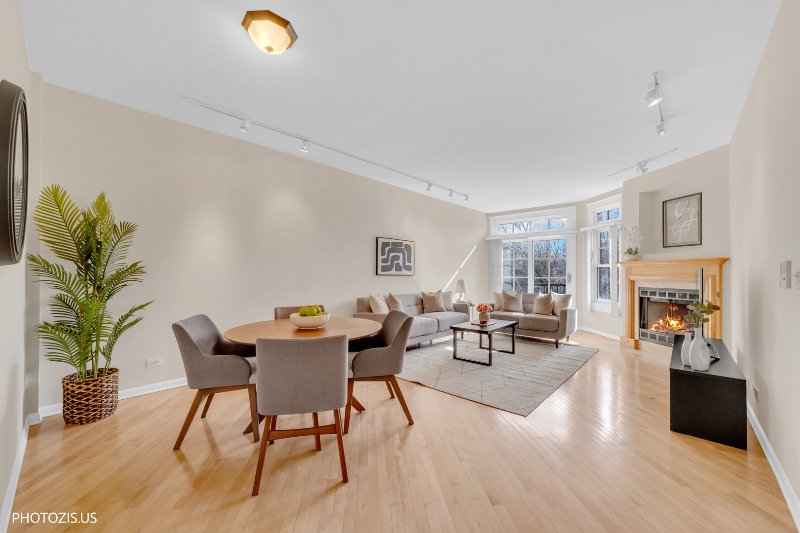 2500 N Seminary Avenue 4E