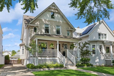 4058 N KOSTNER Avenue Chicago IL 60641