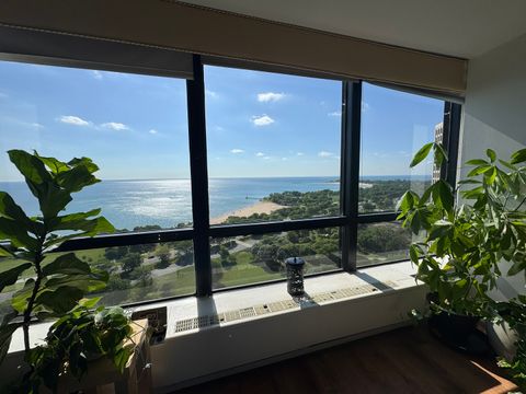 Tiny photo for 5415 N Sheridan Road #2904, Chicago, IL 60640 (MLS # 12405648)