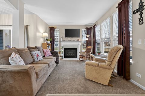 Tiny photo for 2725 Acorn Court #2725, West Dundee, IL 60118 (MLS # 12578175)