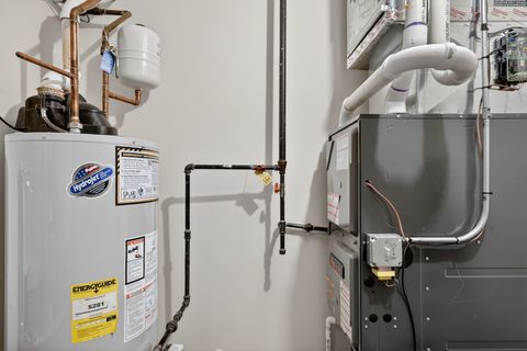 Tiny photo for 2725 Acorn Court #2725, West Dundee, IL 60118 (MLS # 12578175)