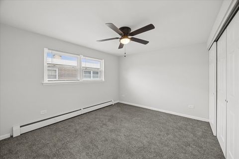 Tiny photo for 935 S 8th Avenue #5, La Grange, IL 60525 (MLS # 12536754)