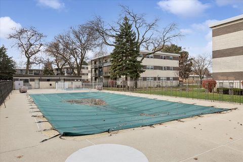 Tiny photo for 935 S 8th Avenue #5, La Grange, IL 60525 (MLS # 12536754)