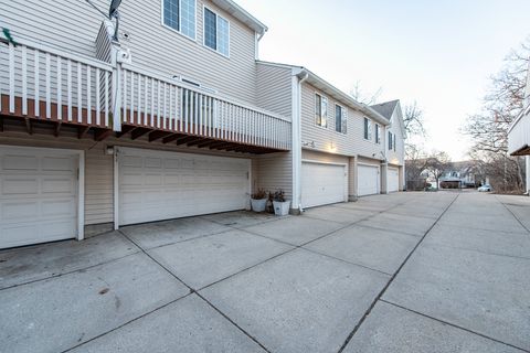 Tiny photo for 341 W Treehouse Lane #11-4, Round Lake, IL 60073 (MLS # 12543805)