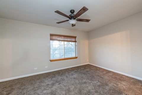Tiny photo for 341 W Treehouse Lane #11-4, Round Lake, IL 60073 (MLS # 12543805)