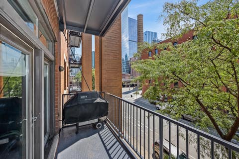 Tiny photo for 550 W Fulton Street #307, Chicago, IL 60661 (MLS # 12710671)
