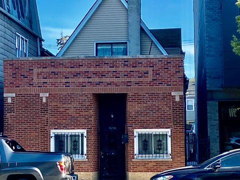 2619 W Fullerton Avenue Chicago IL 60647