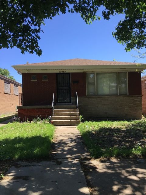 Photo of 12529 S EDBROOKE Avenue, Chicago, IL 60628 (MLS # 12645078)