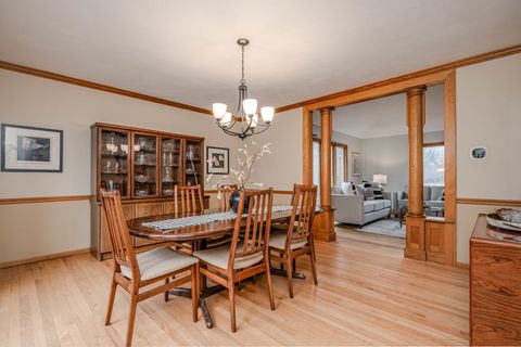 Tiny photo for 3104 Easton Place, St. Charles, IL 60174 (MLS # 12578498)