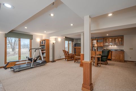 Tiny photo for 3104 Easton Place, St. Charles, IL 60174 (MLS # 12578498)